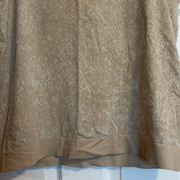 Lululemon Swiftly Breathe women’s tan muscle tank top size 10-12 - Picture 5 of 8